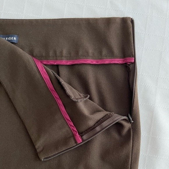 TOMMY HILFIGER Brown Midi Skirt Vintage Made in Canada. Sam’s solid skirt. Sz 14 - Picture 4 of 5